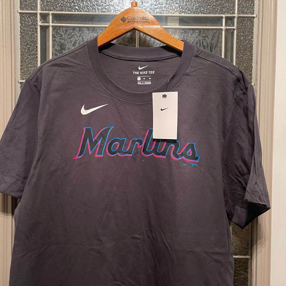 NWT Miami Marlins Nike T-shirt